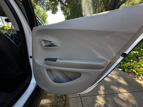Used 2013 Chevrolet Volt Premium w/ Premium Trim Package FWD image 20