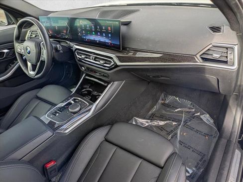 Used 2023 BMW 330i Sedan w/ Convenience Package image 23