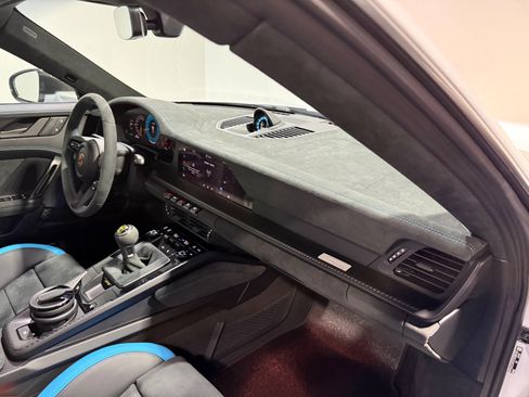 Used 2026 Porsche 911 GT3 image 45
