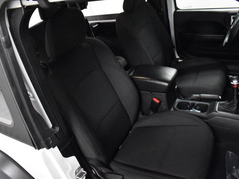 Used 2021 Jeep Wrangler Sport image 15