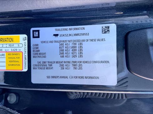 Used 2021 GMC Yukon XL Denali w/ Denali Ultimate Package image 33