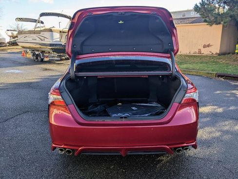 Used 2018 Toyota Camry XSE image 7