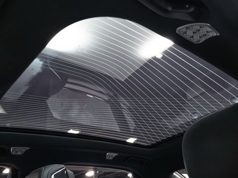 Used 2023 BMW 760i xDrive w/ Executive Package image 50