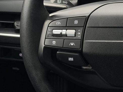 Used 2025 Kia K4 FWD image 13