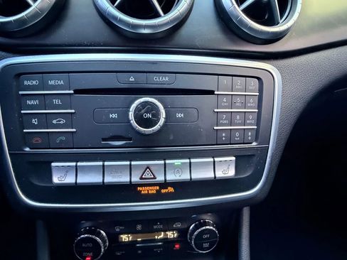 Used 2018 Mercedes-Benz CLA 250 4MATIC image 9