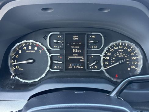 Used 2021 Toyota Tundra SR5 AWD/4WD image 31