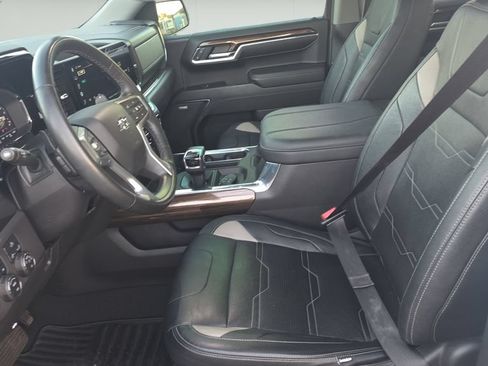 Used 2024 Chevrolet Silverado 1500 RST w/ Convenience Package II AWD/4WD image 15
