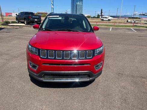 Used 2019 Jeep Compass Limited image 8