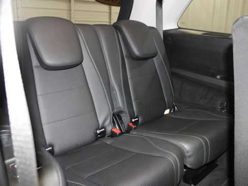 Used 2024 Mercedes-Benz GLS 450 4MATIC image 31