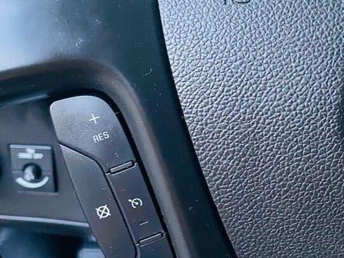 Used 2010 Chevrolet Express 1500 image 28