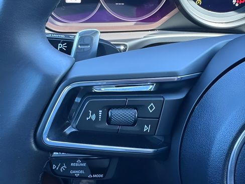 Used 2021 Porsche Panamera RWD image 8