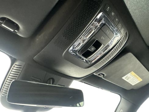 Used 2025 Mercedes-Benz GLB 250 4MATIC image 71