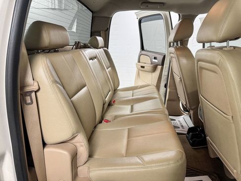 Used 2013 Chevrolet Silverado 1500 LTZ w/ LTZ White Diamond Edition image 9