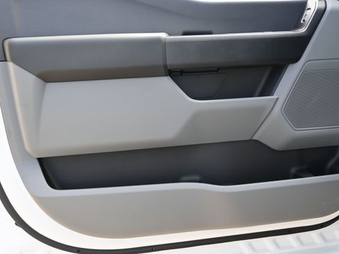 New 2026 Ford F550 4x4 Crew Cab image 15