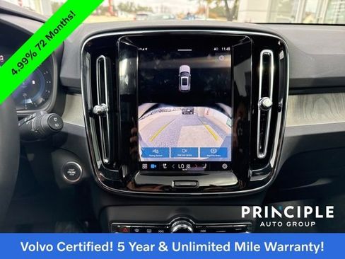 Certified 2025 Volvo XC40 B5 Core image 16