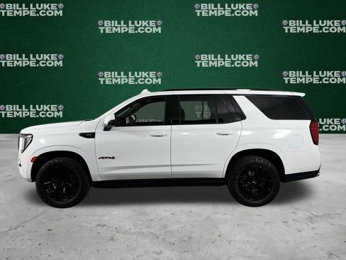 Used 2022 GMC Yukon AT4 w/ Technology Package image 9