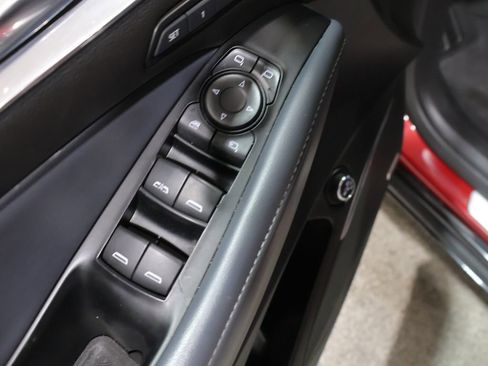 Used 2024 Buick Enclave Premium AWD/4WD image 14