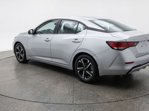 Used 2025 Nissan Sentra SV FWD image 6