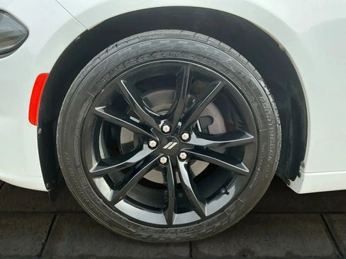 Used 2017 Dodge Charger R/T w/ Navigation & Travel Group image 23