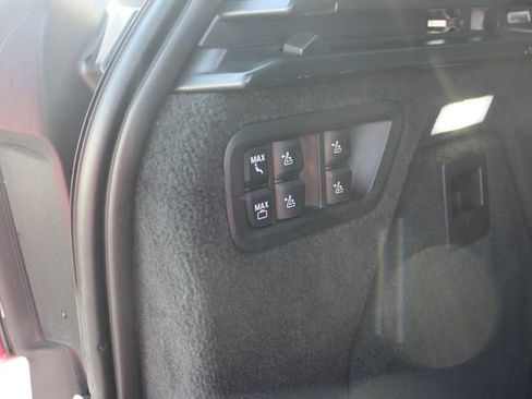 Used 2022 BMW ALPINA XB7 image 28