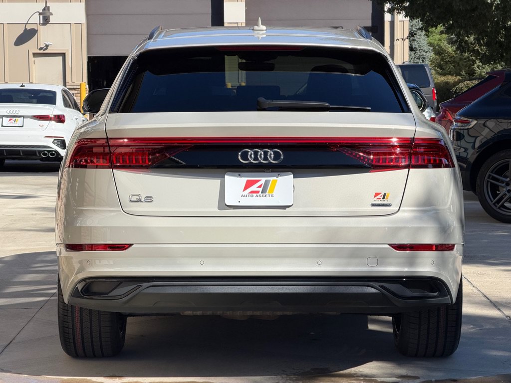 Used 2023 Audi Q8 Premium w/ Convenience Package AWD/4WD image 7