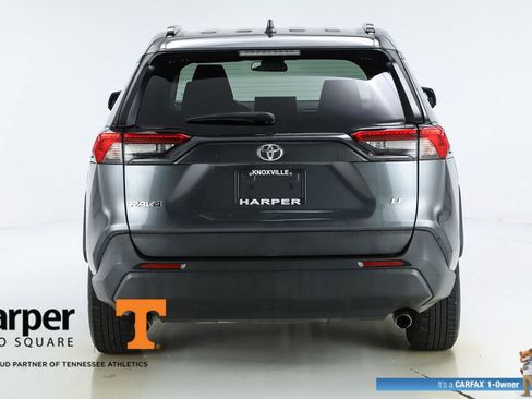Used 2020 Toyota RAV4 LE image 8