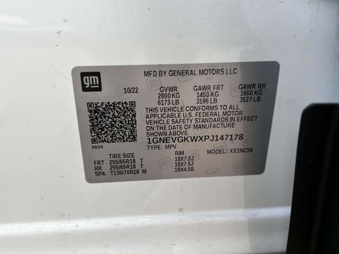 Used 2023 Chevrolet Traverse LT w/ LPO, Floor Liner Package image 18
