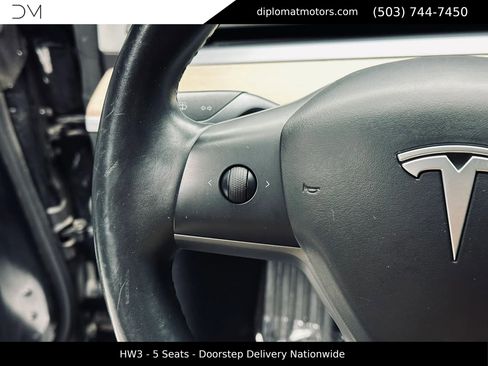 Used 2018 Tesla Model 3 Long Range image 30