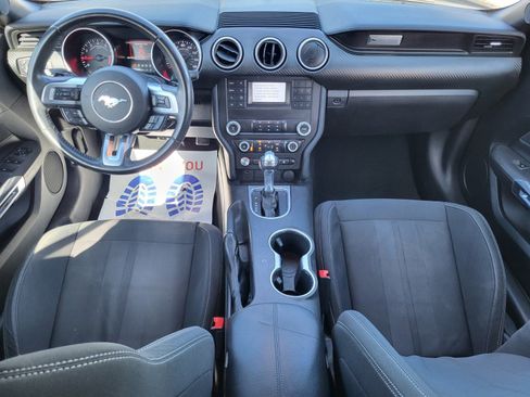 Certified 2019 Ford Mustang Convertible image 12