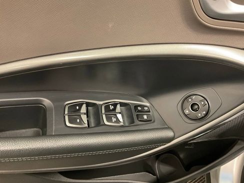 Used 2017 Hyundai Santa Fe Sport image 14