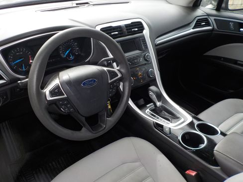 Used 2013 Ford Fusion S FWD image 14
