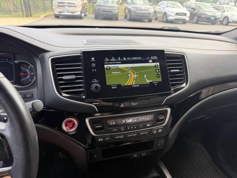 Used 2021 Honda Passport Touring image 31