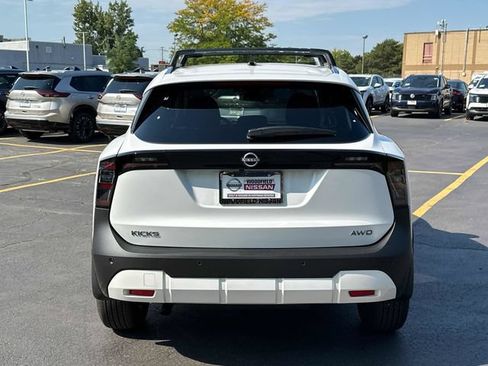 New 2026 Nissan Kicks SV w/ SV Premium Package AWD/4WD image 4