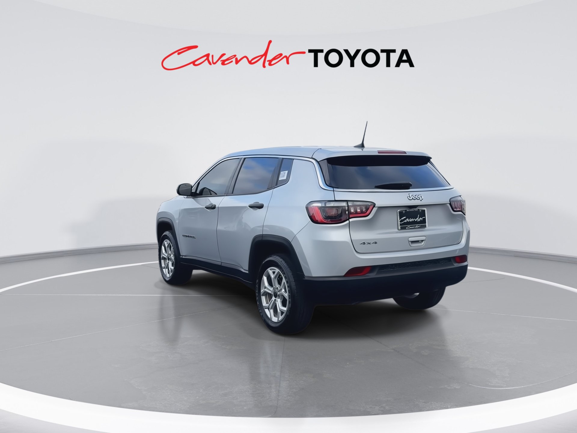 Used 2025 Jeep Compass Sport AWD/4WD image 6