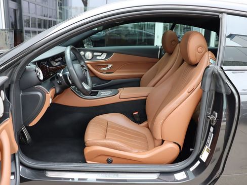 Used 2023 Mercedes-Benz E 450 Coupe image 29