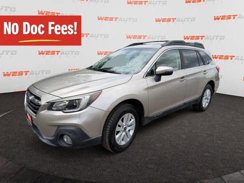 Used 2019 Subaru Outback 2.5i Premium AWD/4WD image 1
