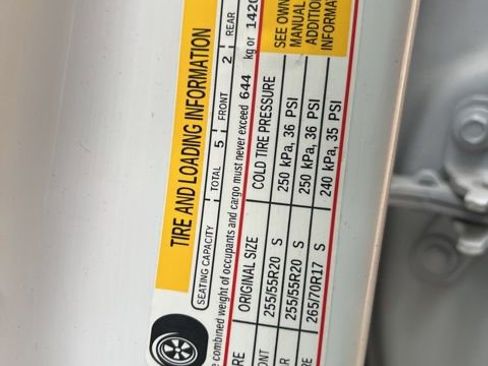 Used 2024 Chevrolet Colorado Z71 w/ LPO, Dark Essentials Package image 43