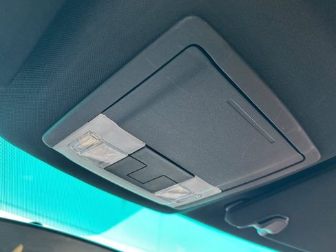 Used 2017 Ford Explorer FWD image 24