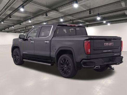 Used 2020 GMC Sierra 1500 Denali w/ Denali Ultimate Package RWD image 3