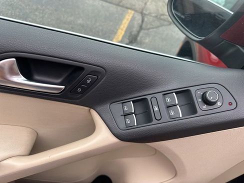 Used 2016 Volkswagen Tiguan SE FWD image 13