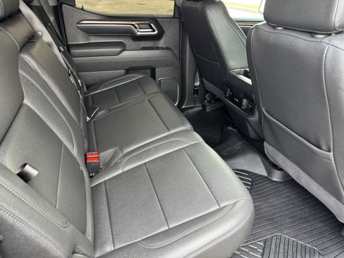 Certified 2025 Chevrolet Silverado 1500 LT Trail Boss w/ LT Trail Boss Premium Package AWD/4WD image 19