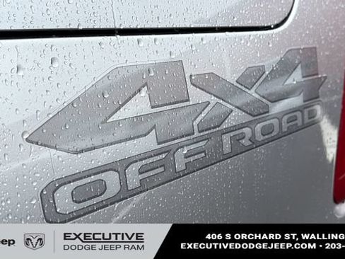 Used 2025 RAM 1500 Limited w/ Off Road Group AWD/4WD image 9