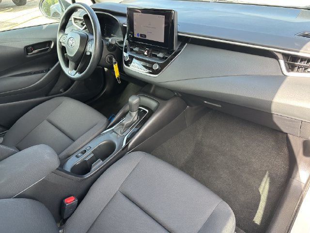 Used 2026 Toyota Corolla LE FWD image 8