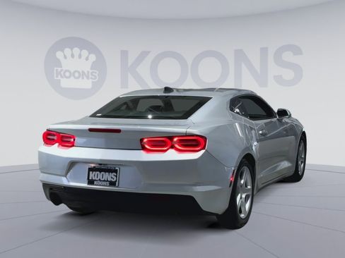 Used 2019 Chevrolet Camaro LT image 11