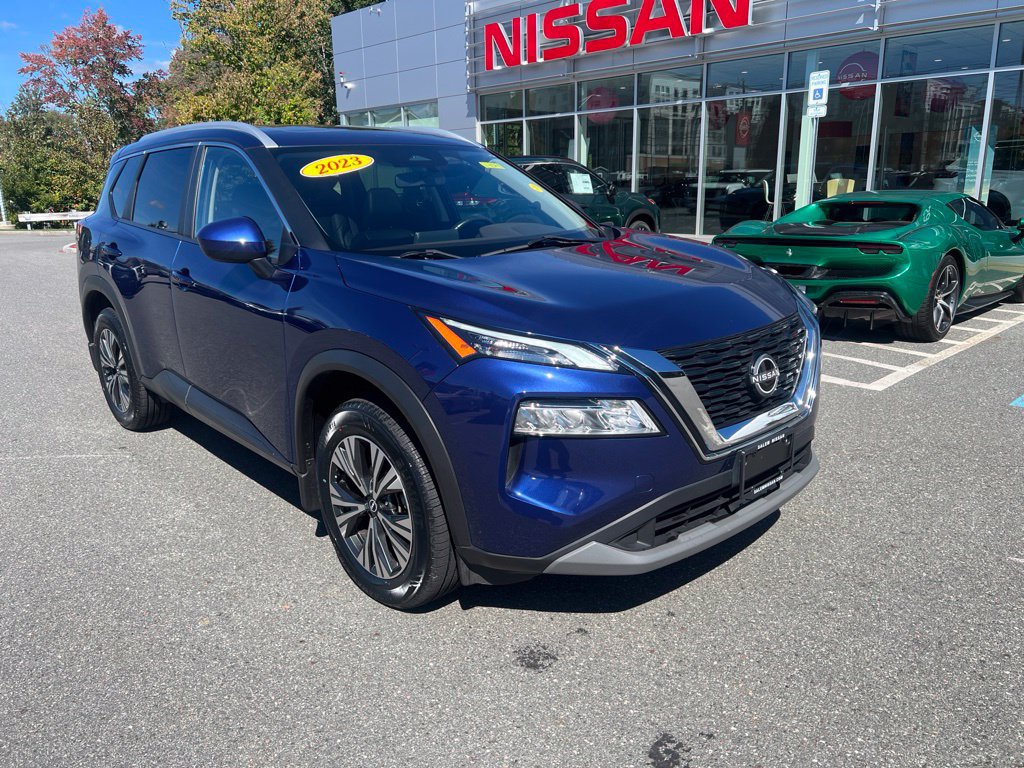 Used 2023 Nissan Rogue SV w/ SV Premium B Package AWD/4WD image 1
