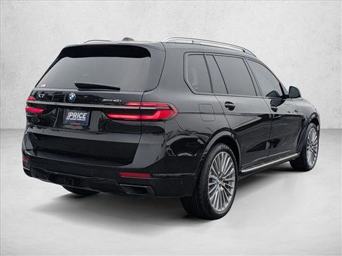 Certified 2023 BMW X7 xDrive40i w/ Premium Package image 5