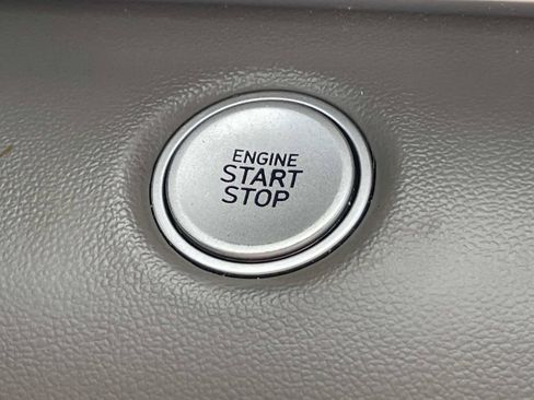 Used 2023 Hyundai Elantra SEL w/ Cargo Package FWD image 30
