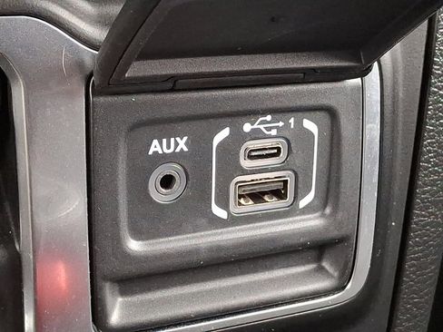 Certified 2021 Jeep Wrangler Sport AWD/4WD image 24