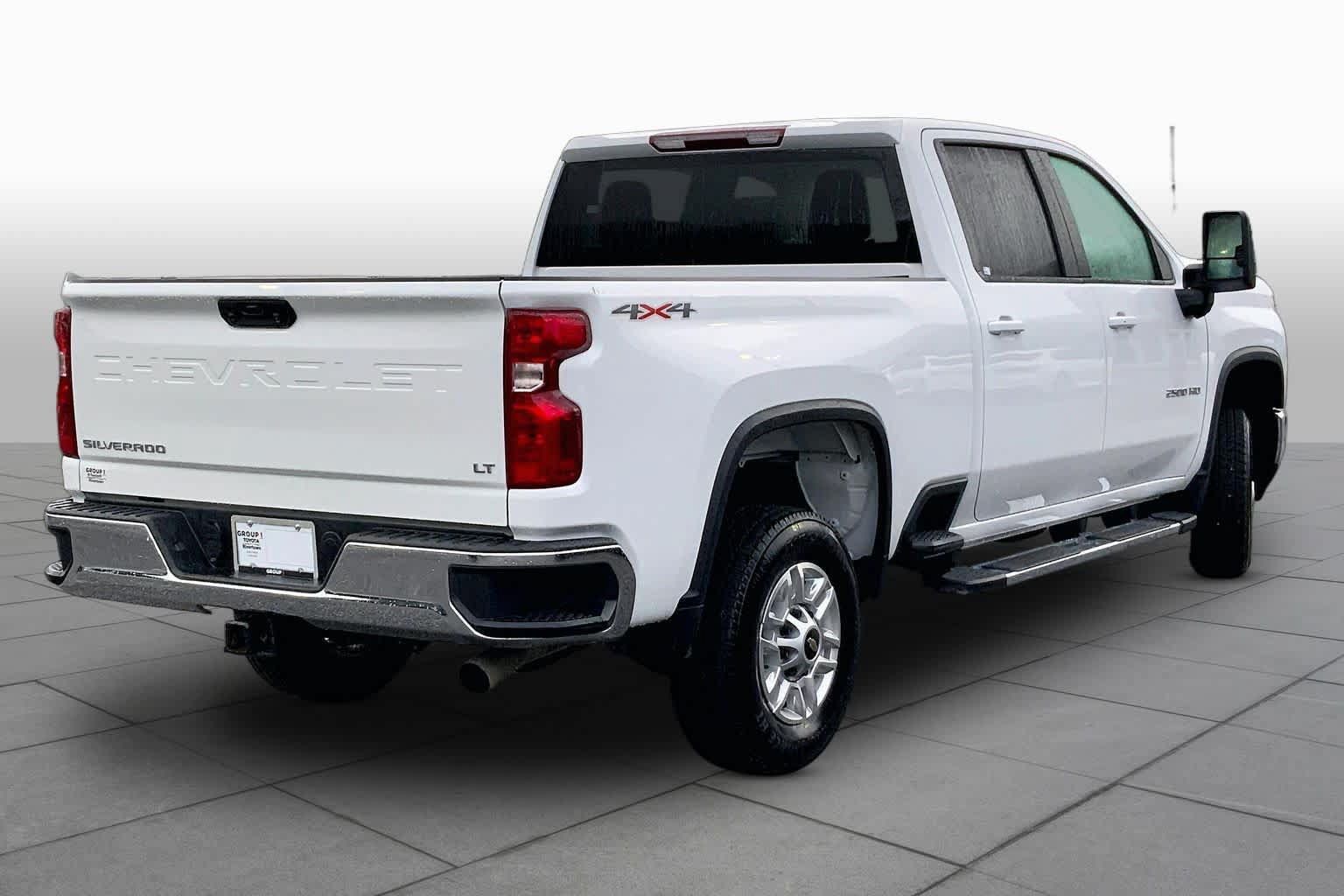 Used 2025 Chevrolet Silverado 2500 LT w/ Convenience Package AWD/4WD image 24