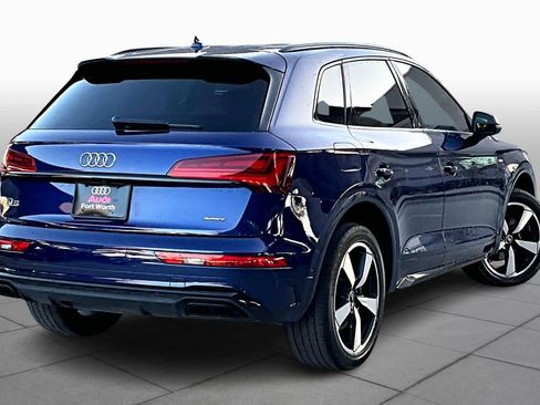 Used 2022 Audi Q5 2.0T Prestige w/ Prestige Package image 11